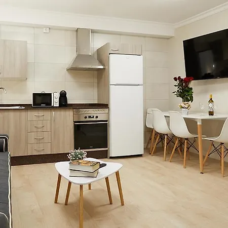 A Casa Antiga Do Monte Turisticos - Lestrove Apartment *